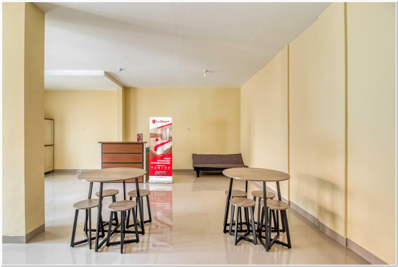 Reddoorz Near Ramai Mall Malioboro Yogyakarta Extérieur photo